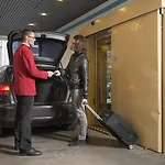 Отель Berna